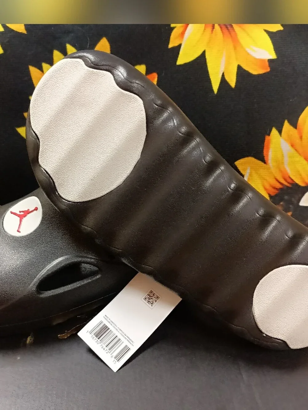 Deadstock Jordan Slides